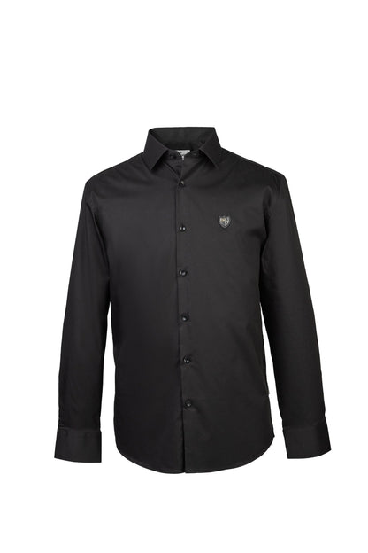 Puristisches, kraftvolles Signature Hemd in Tiefschwarz mit ikonischem Metalllogo auf handverarbeitetem Saffianleder.